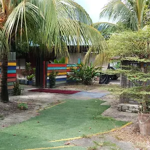Tony's At Teluk Bahang Affittacamere